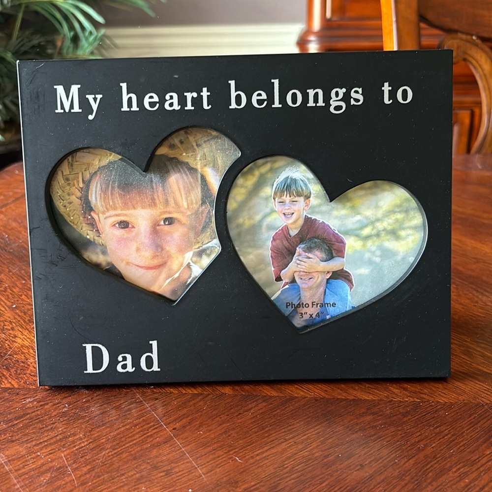 “My heart belongs to dad” Frame